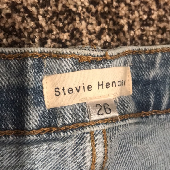 Stevie Hender High Waist Destroyed Jeans - Picture 7 of 8